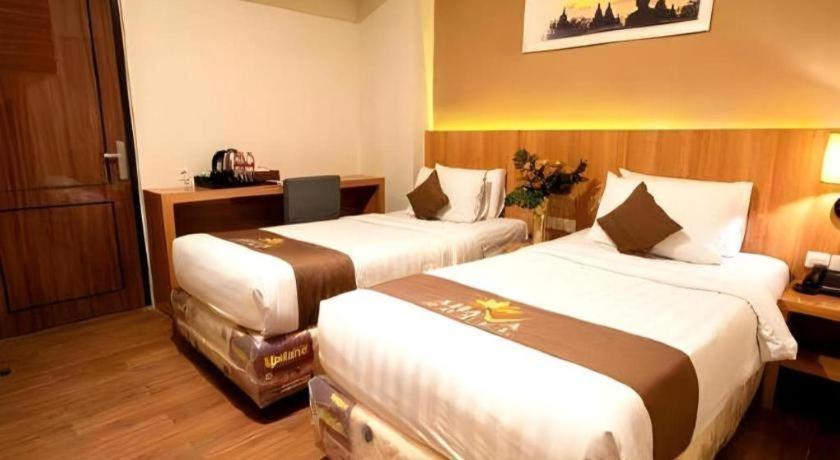 Hotel Ahava Magelang Eksteriør bilde