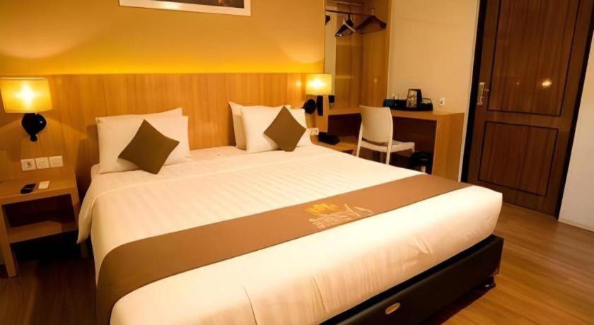 Hotel Ahava Magelang Eksteriør bilde